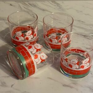 VTG Holiday Barware Nadir Figueiredo Teddy Bear On Brick Wall Glasses Lot Of 4